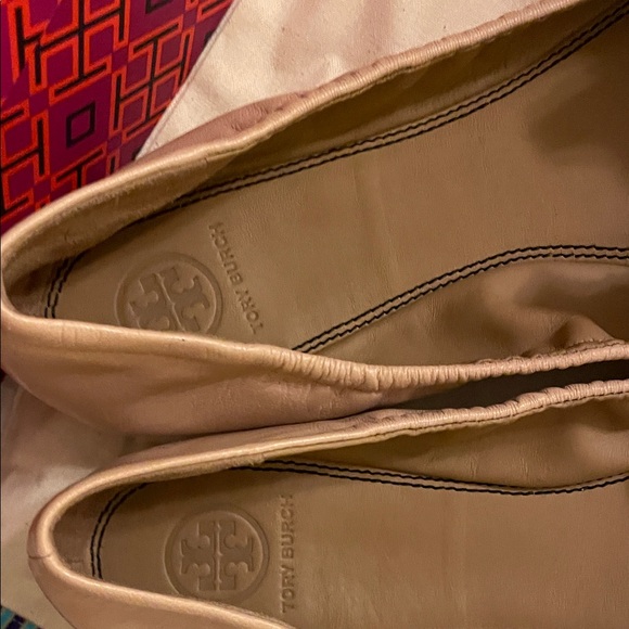 Tory Burch Tan Black minnie cap toe ballet leather 10 - Picture 9 of 12